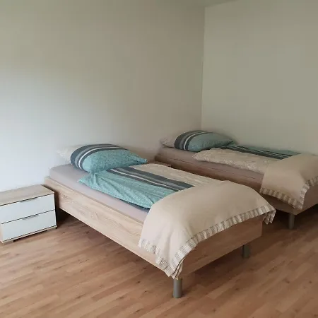 Apartman Messe Cgn-dus Studio-wohnung Fuer 2-4; Zumietung Bis 8 Personen Moeglich