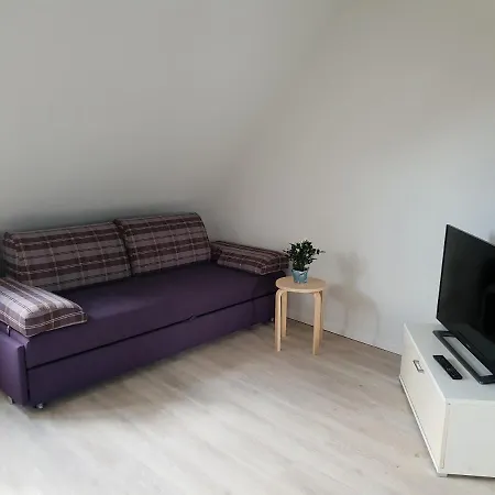 Messe Cgn-dus Studio-wohnung Fuer 2-4; Zumietung Bis 8 Personen Moeglich