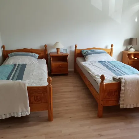 Messe Cgn-dus Studio-wohnung Fuer 2-4; Zumietung Bis 8 Personen Moeglich * Baumberg