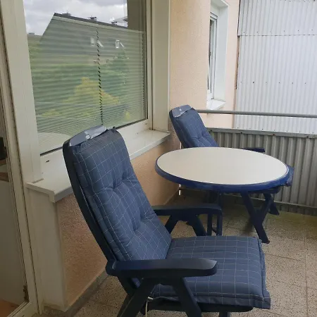 Messe Cgn-dus Studio-wohnung Fuer 2-4; Zumietung Bis 8 Personen Moeglich Apartman