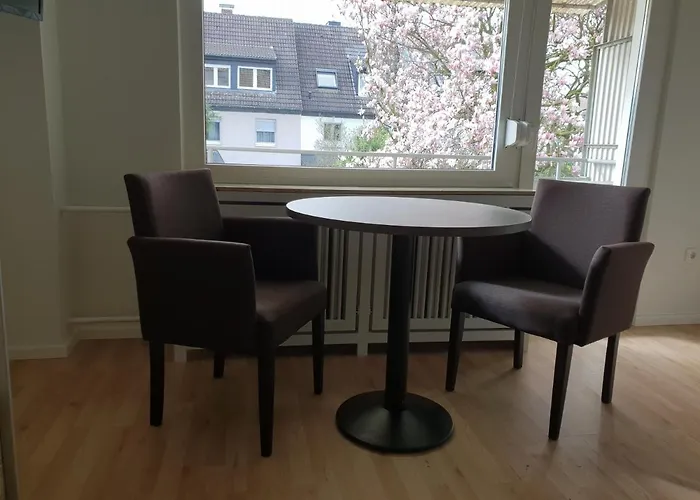 Messe Cgn-dus Studio-wohnung Fuer 2-4; Zumietung Bis 8 Personen Moeglich